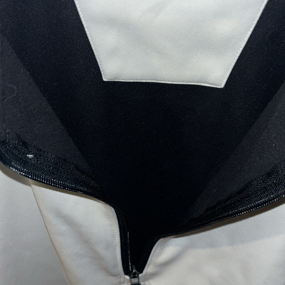 Men’s 3/4 Zip Pullover - 2 XL, white and black pockets in the front UA STORM - Picture 10 of 10